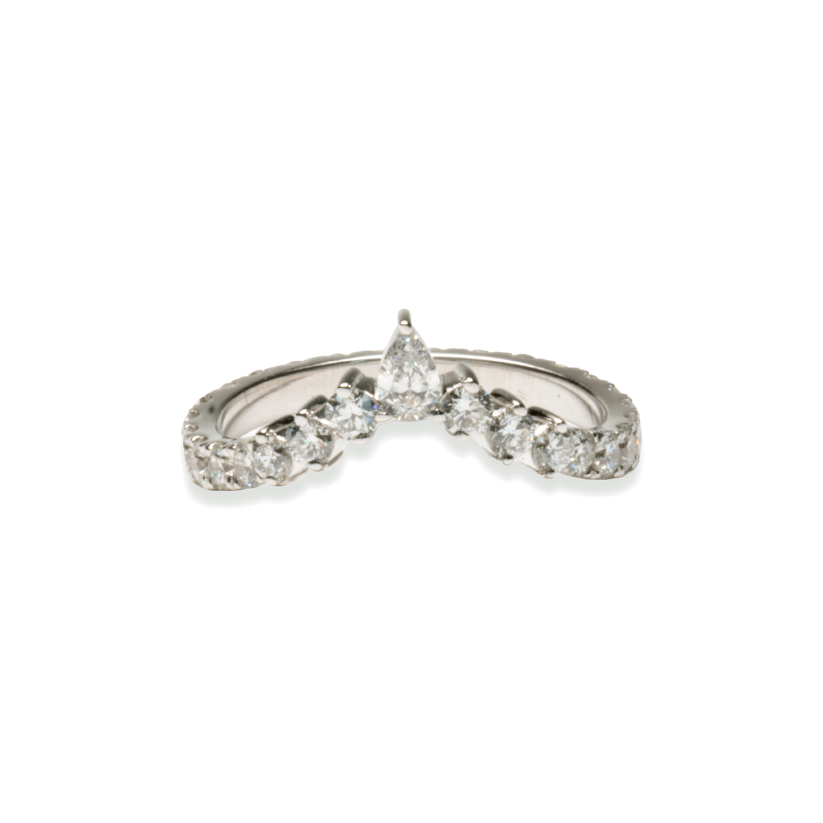 Anillo con diamantes de laboratorio